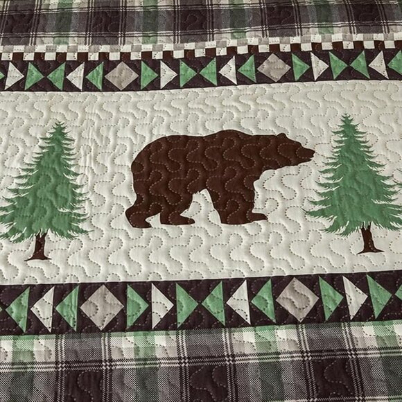 NEW Quilts Queen Size, 3Pcs Rustic Cabin Bedspread Coverlet Set Bear Green Pines - Picture 5 of 8